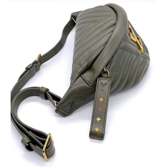 Louis Vuitton Monogram New Wave Bum bag - Picture 3 of 11